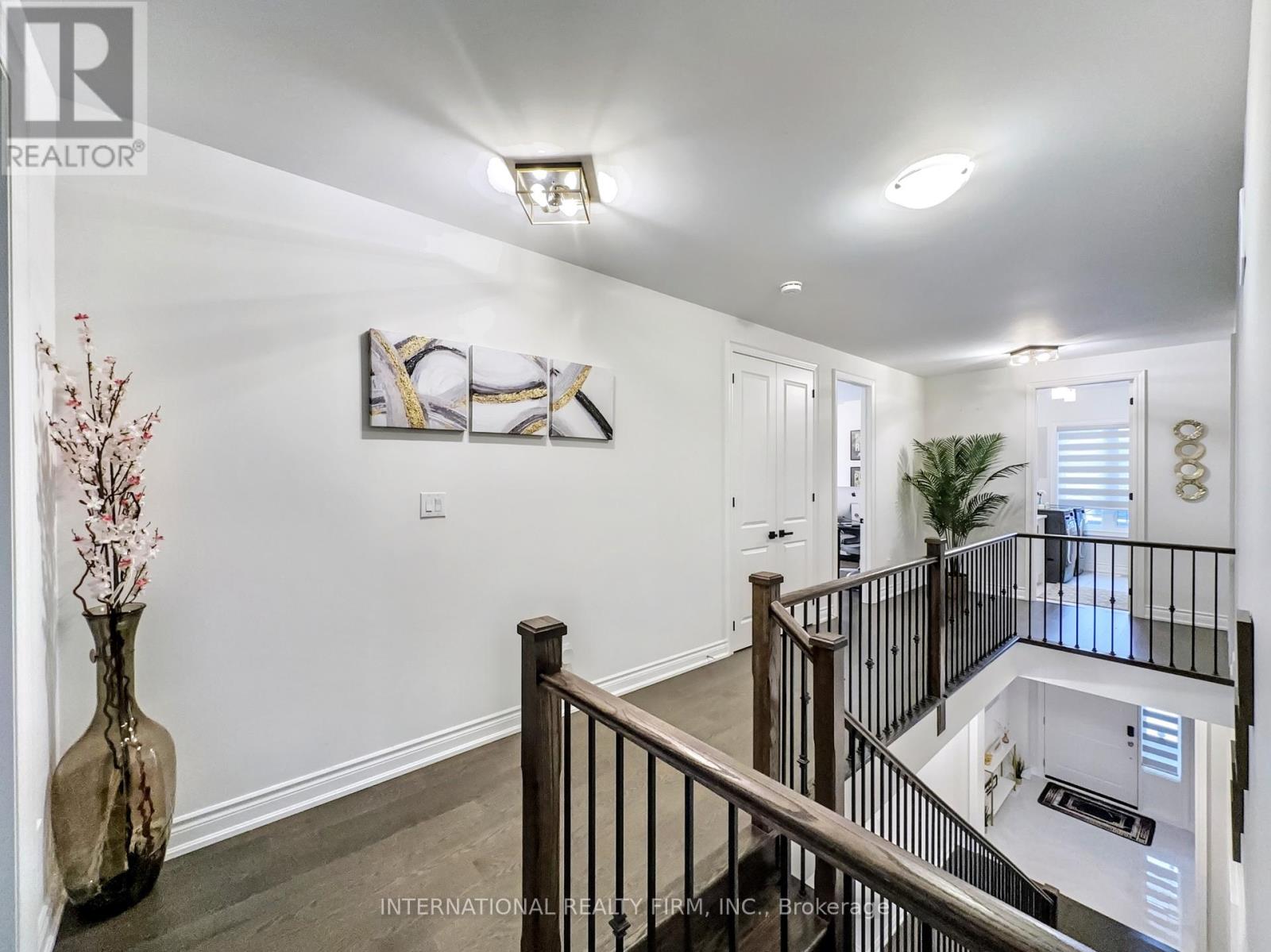 Photo 27 of 150 Cannes Avenue, Vaughan ON