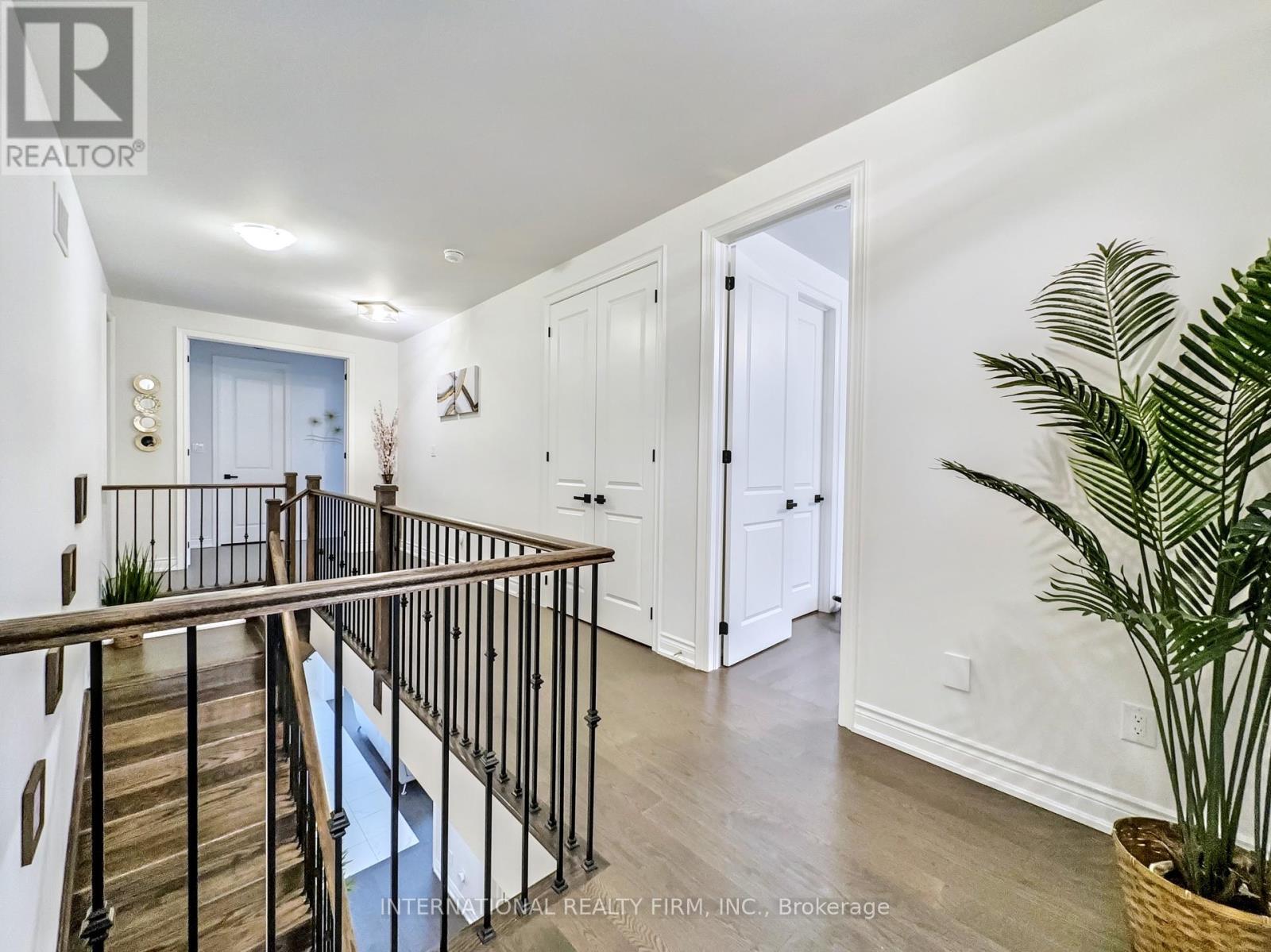 Photo 28 of 150 Cannes Avenue, Vaughan ON