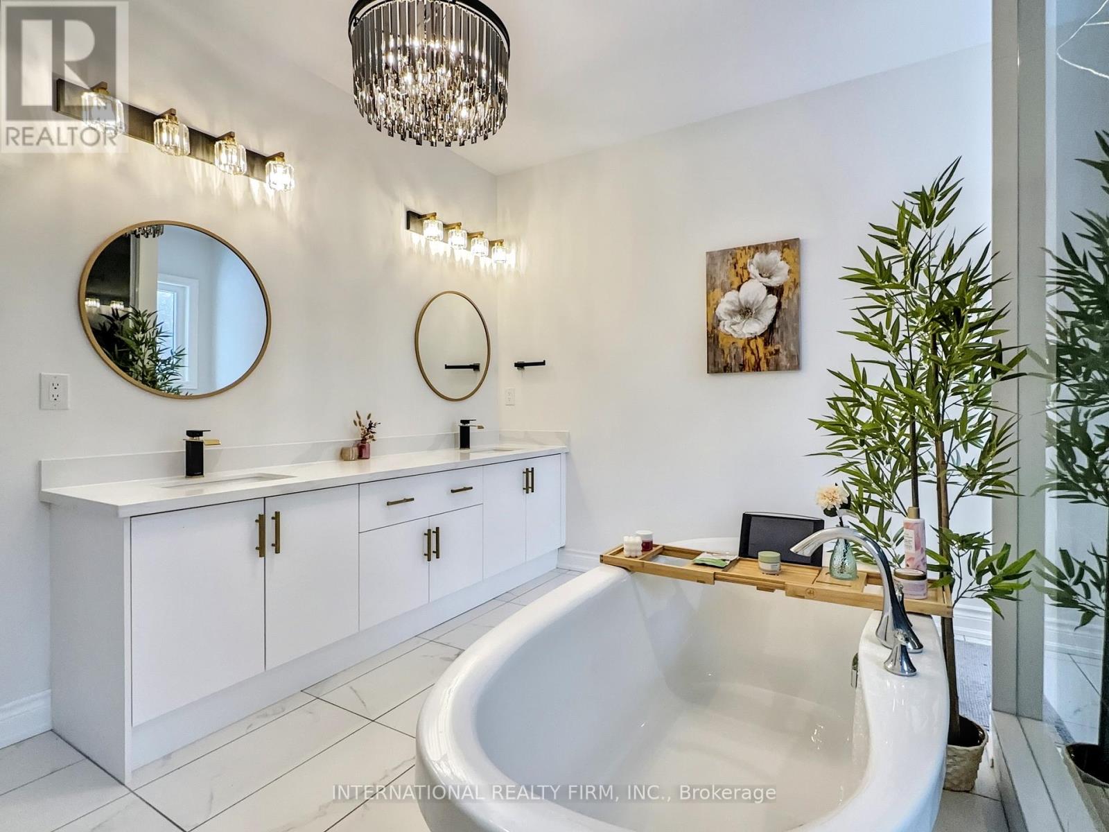 Photo 34 of 150 Cannes Avenue, Vaughan ON