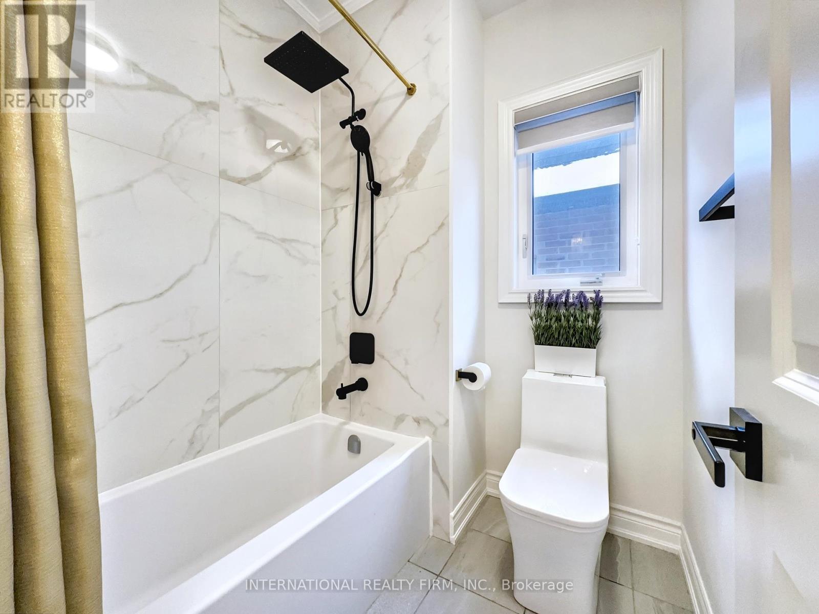 Photo 38 of 150 Cannes Avenue, Vaughan ON