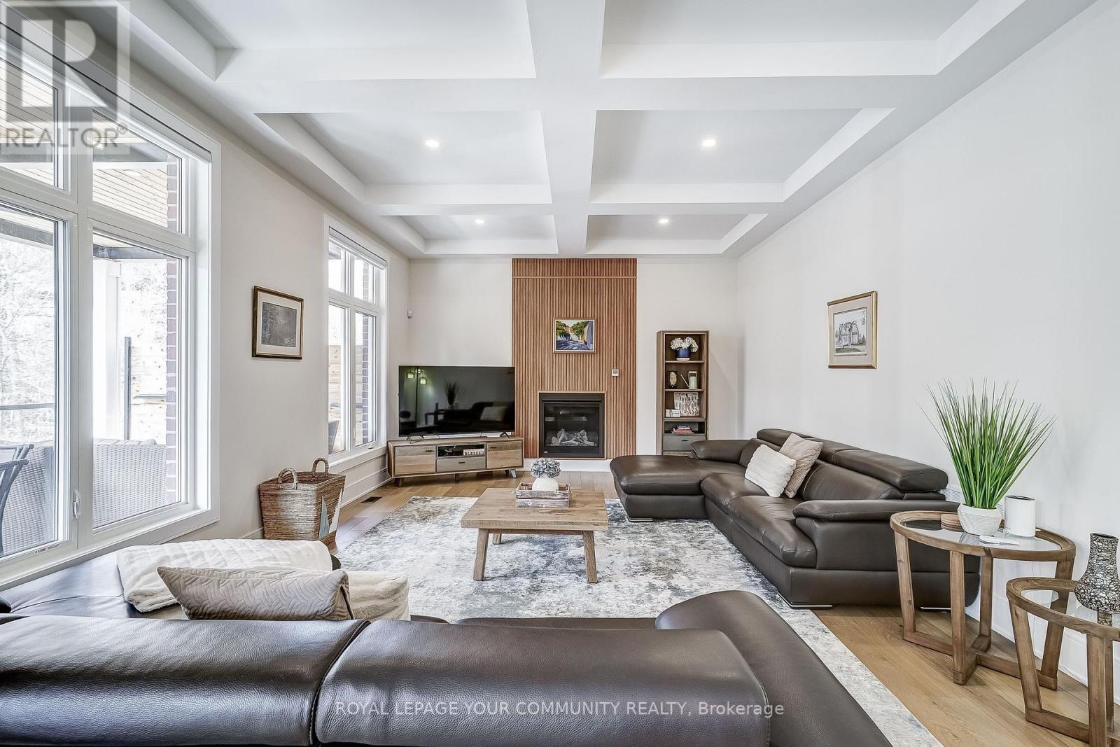 Photo 27 of 176 Farrell Road, Vaughan ON