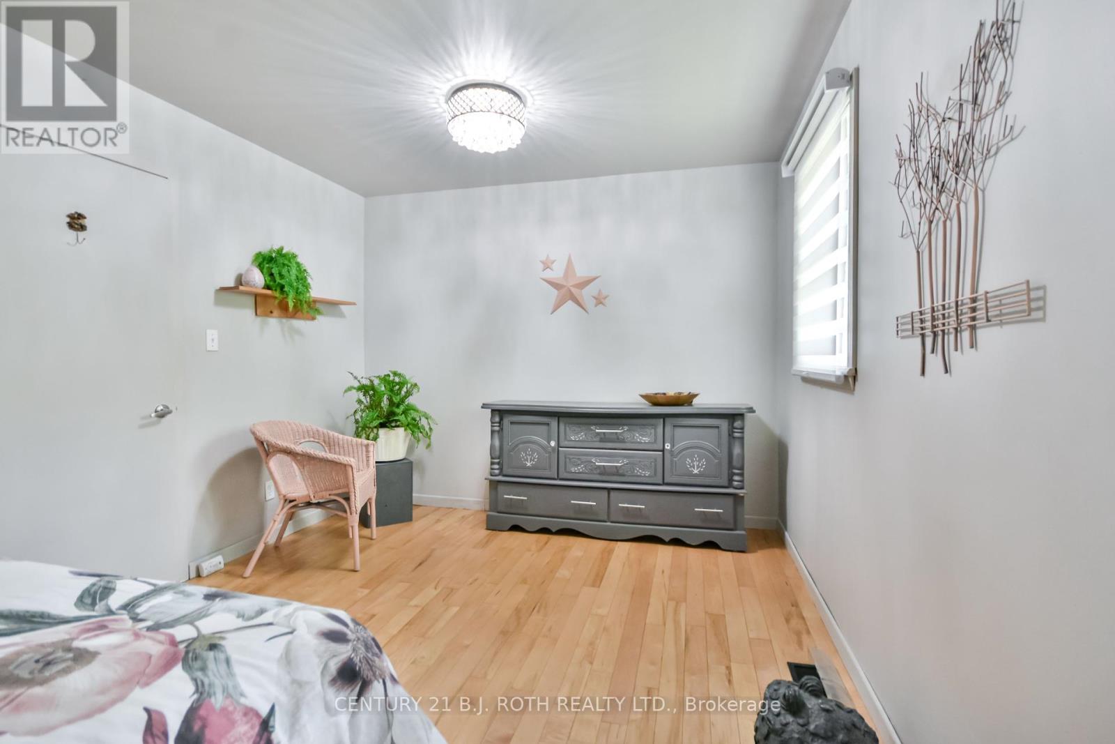Photo 13 of 1039 Division Road E, Severn ON