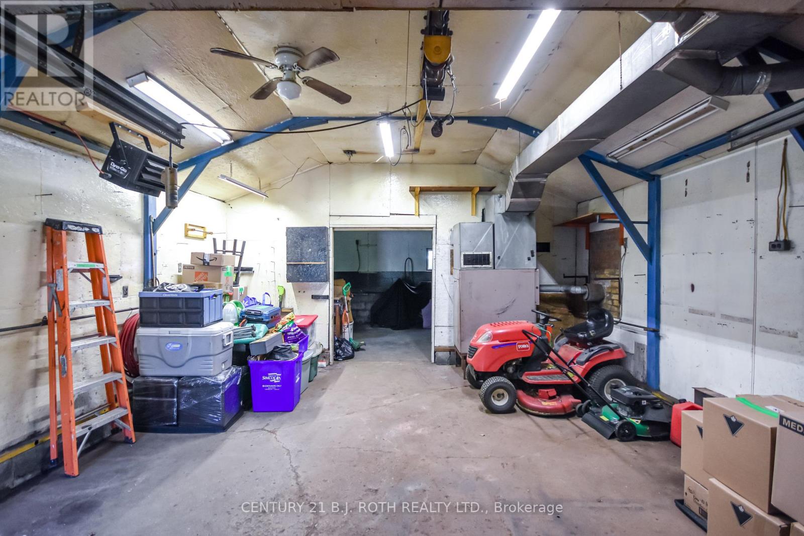 Photo 33 of 1039 Division Road E, Severn ON
