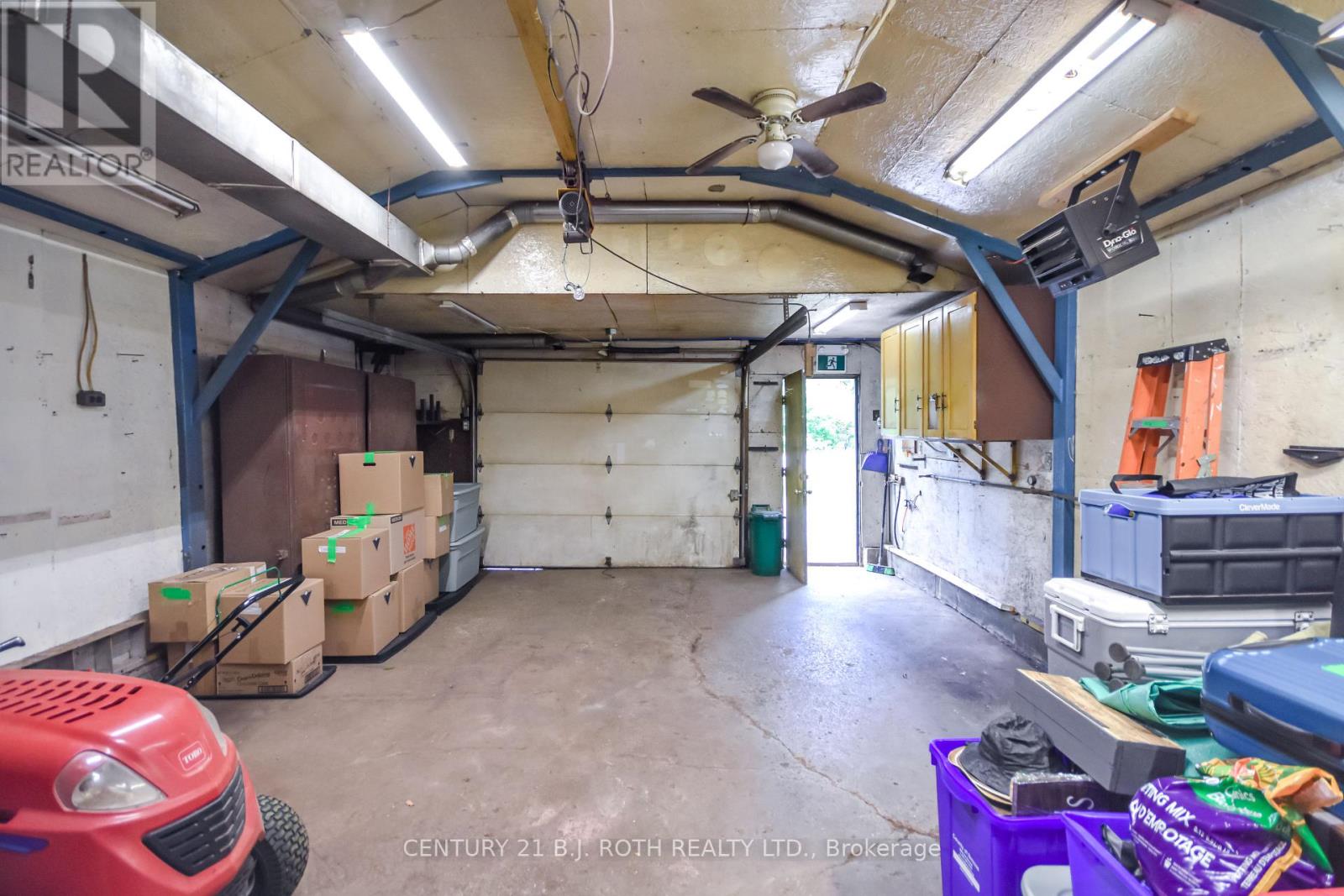 Photo 35 of 1039 Division Road E, Severn ON