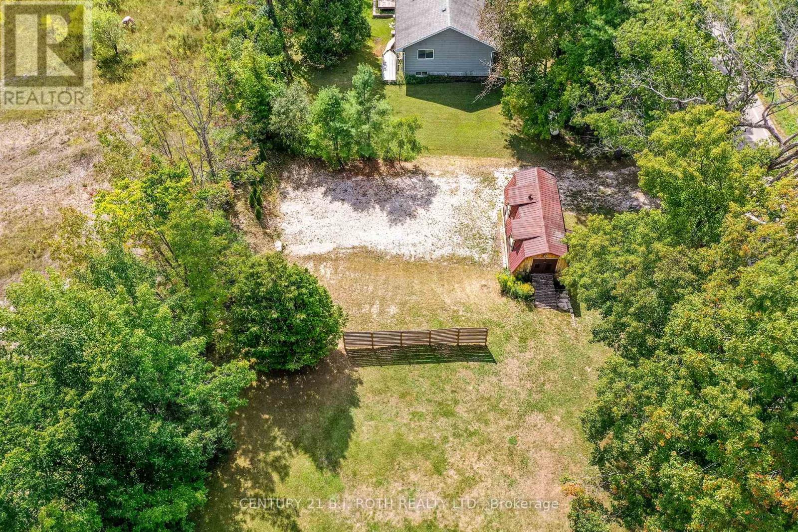 Photo 42 of 1039 Division Road E, Severn ON
