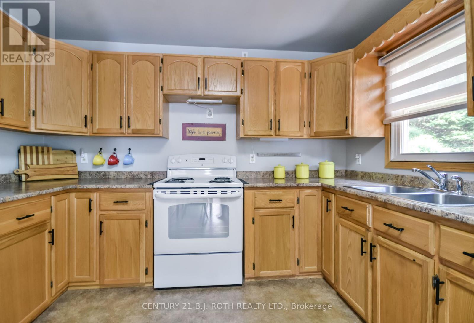Photo 5 of 1039 Division Road E, Severn ON
