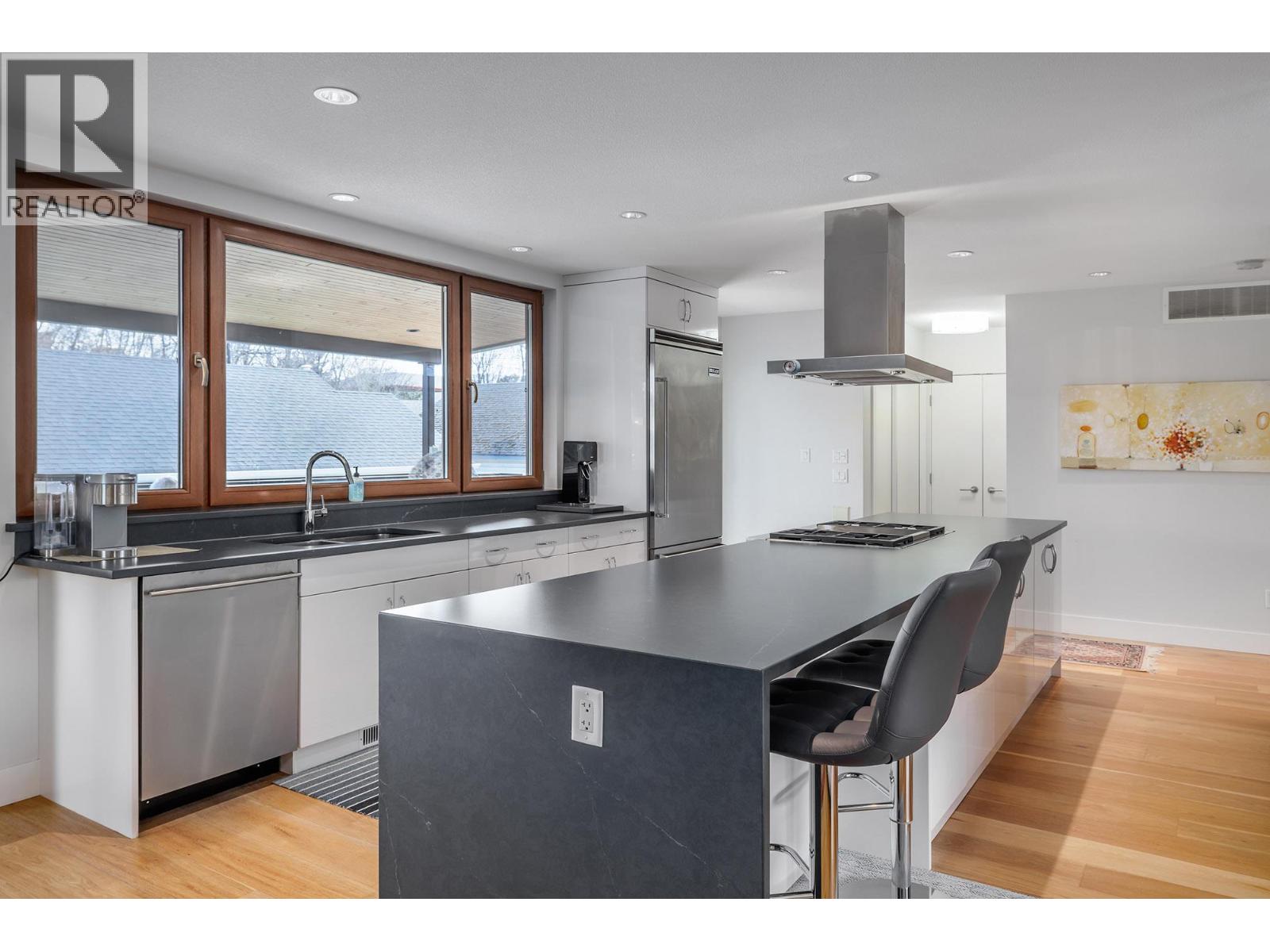  2175 Abbott Street, Kelowna