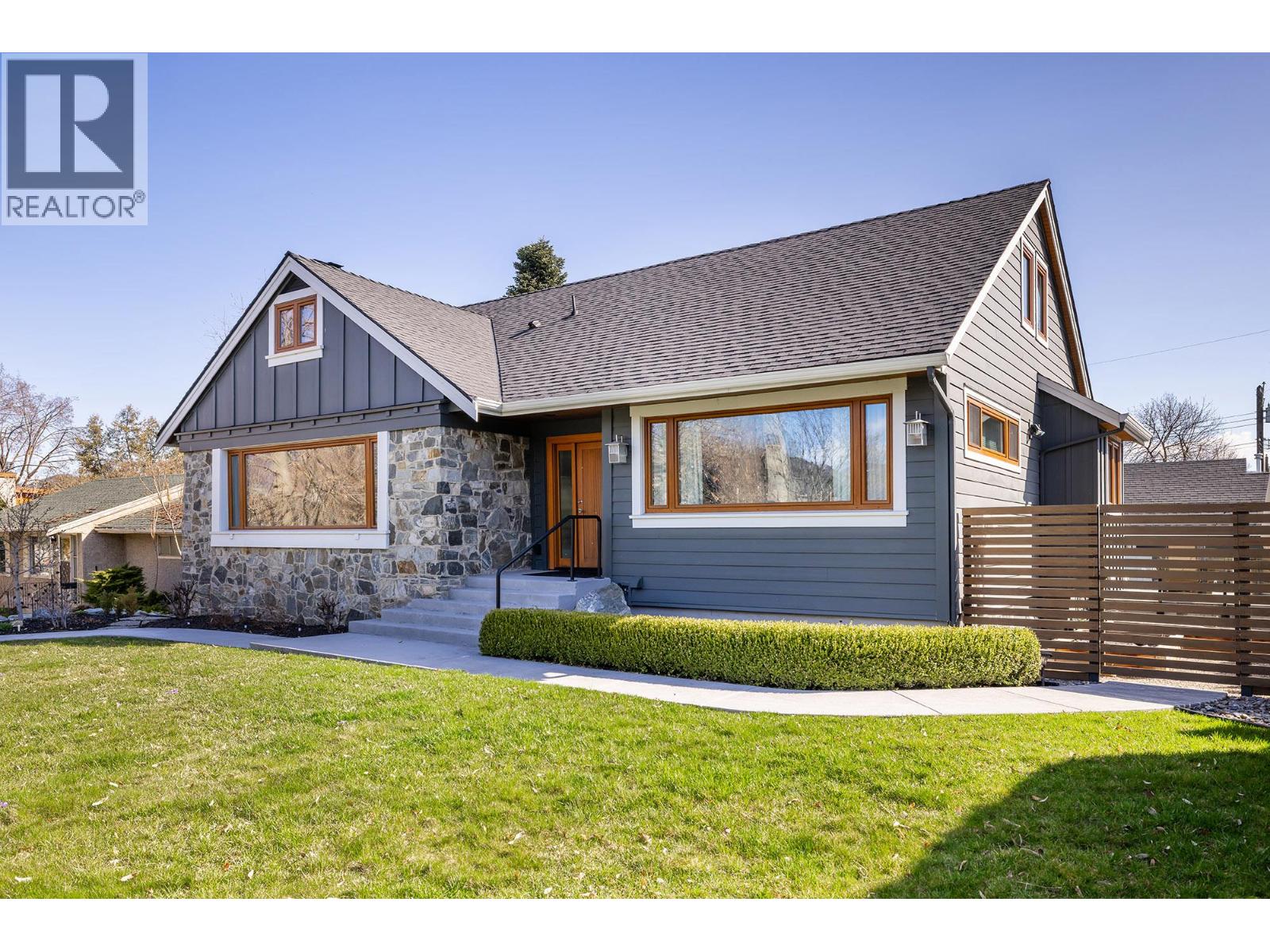  2175 Abbott Street, Kelowna