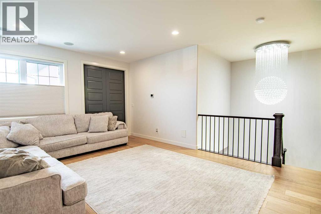 Photo 29 of 118 Turner Crescent, Red Deer AB