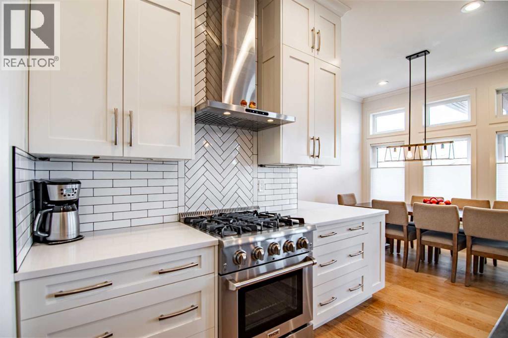 Photo 15 of 118 Turner Crescent, Red Deer AB