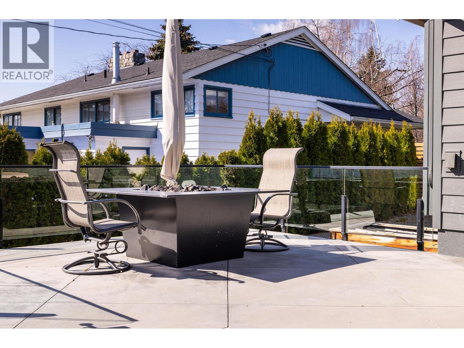  2175 Abbott Street, Kelowna