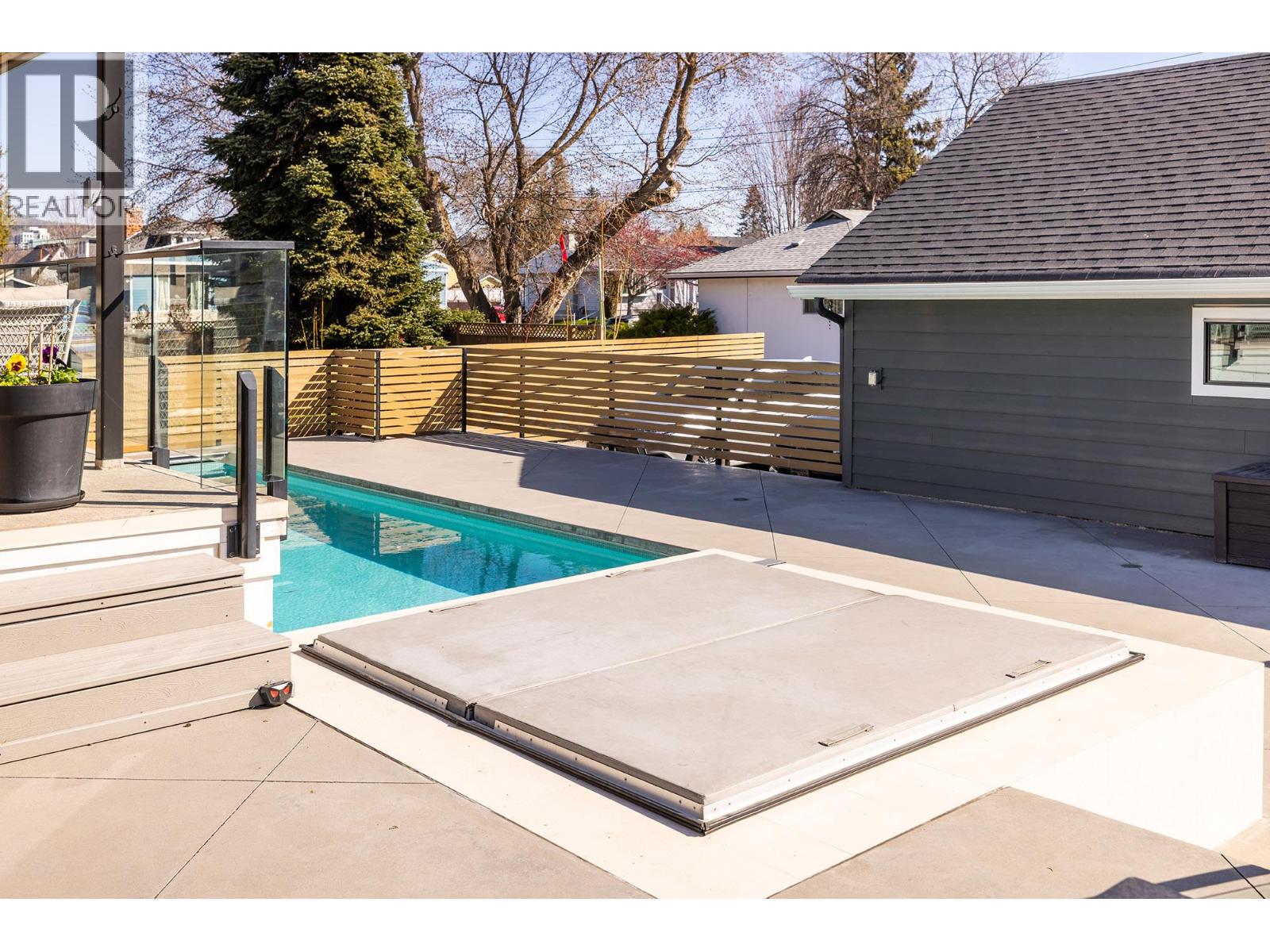  2175 Abbott Street, Kelowna