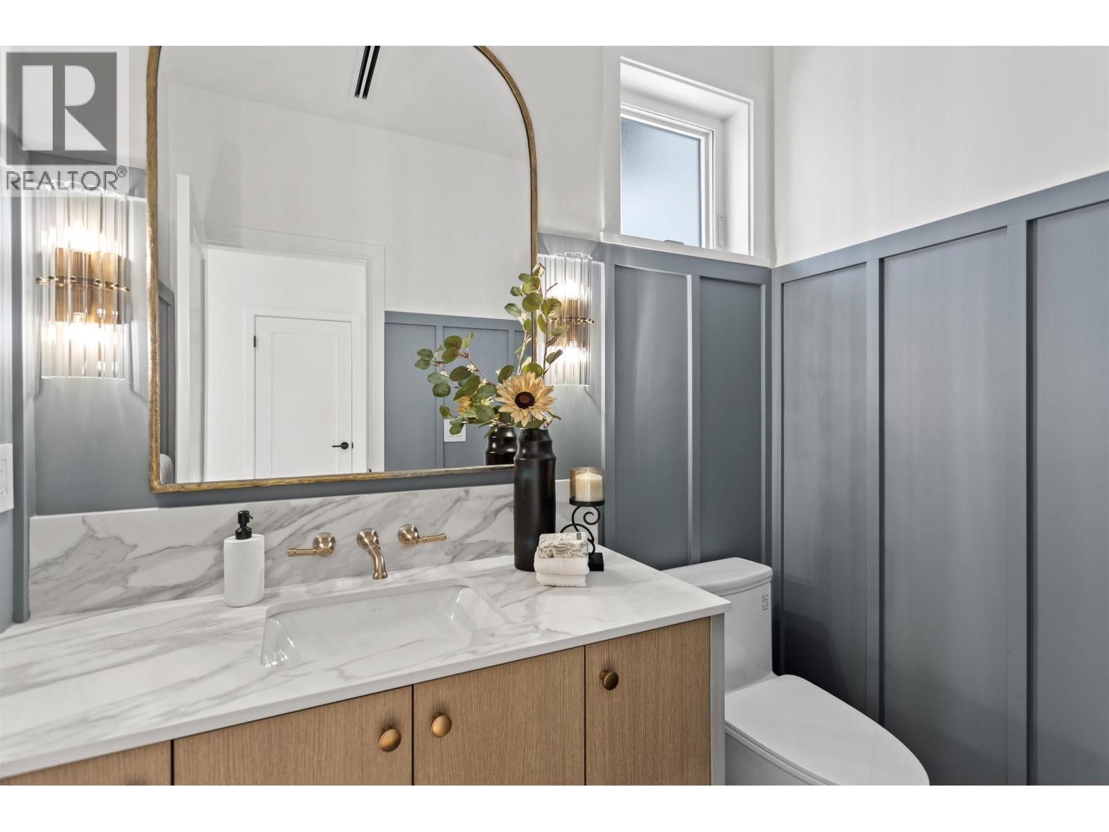 1 4313 ALBERT STREET, Burnaby
