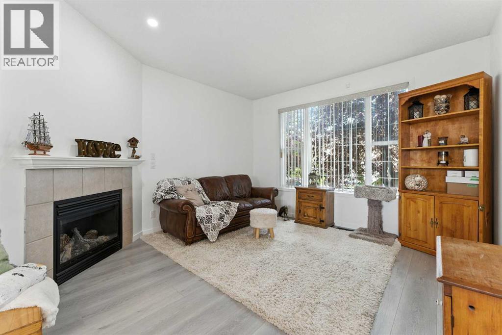Photo 3 of 47 Covemeadow Close Ne, Calgary AB