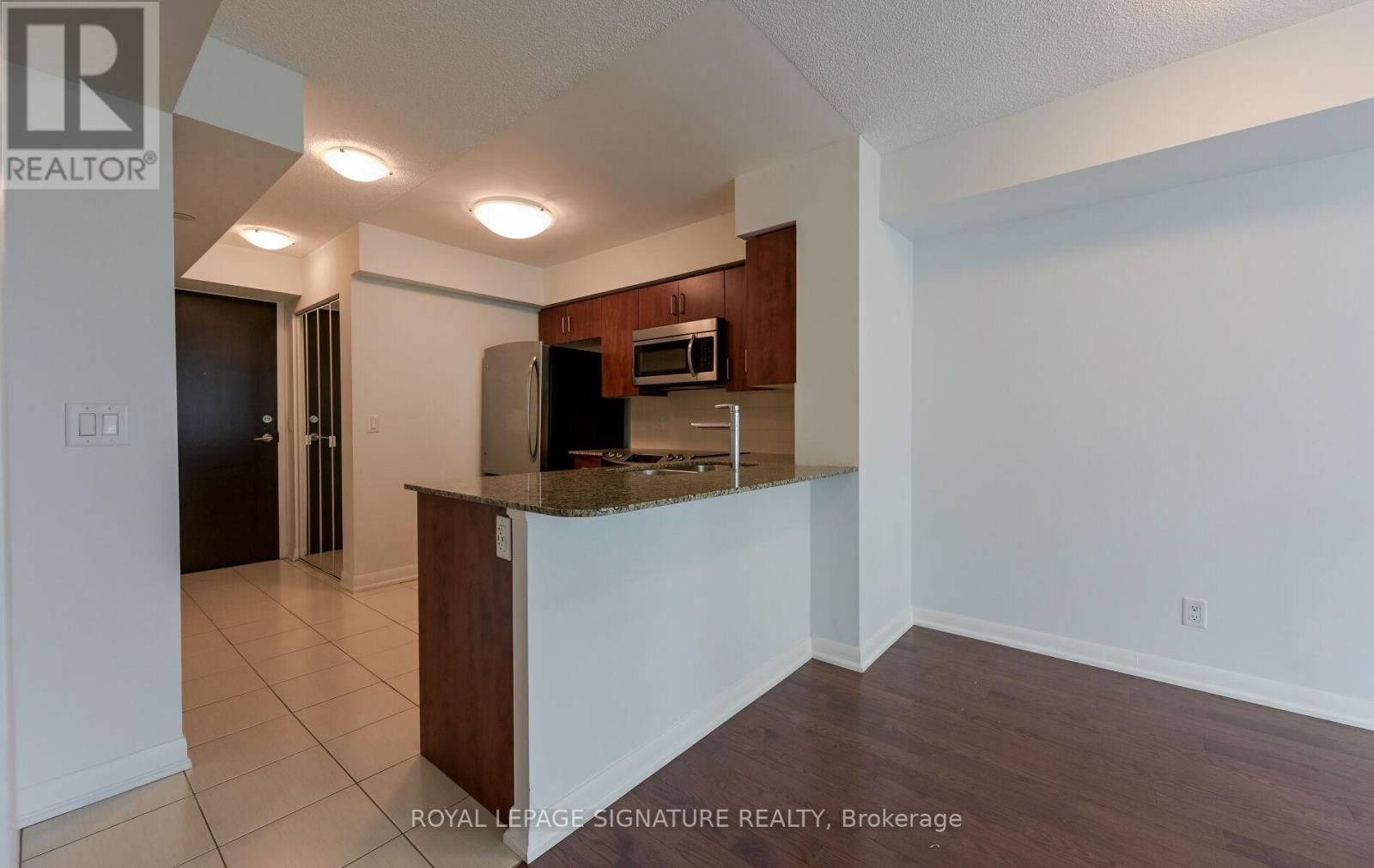 Photo 10 of 1805 215 Sherway Gardens Road, Toronto ON
