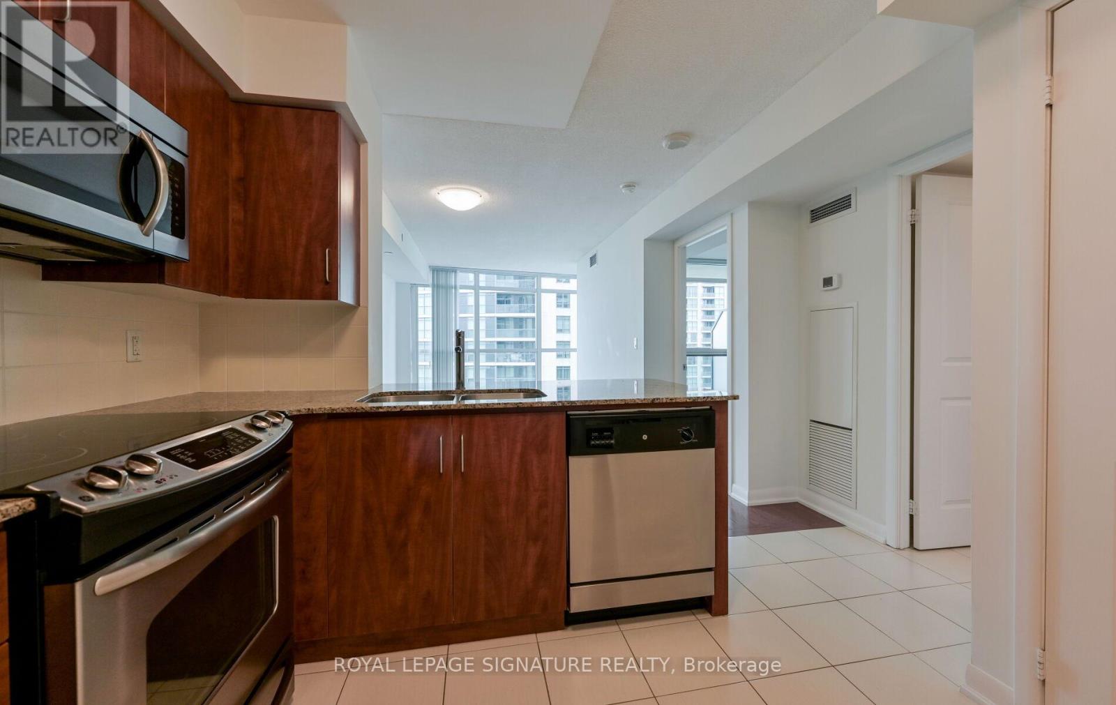 Photo 5 of 1805 215 Sherway Gardens Road, Toronto ON