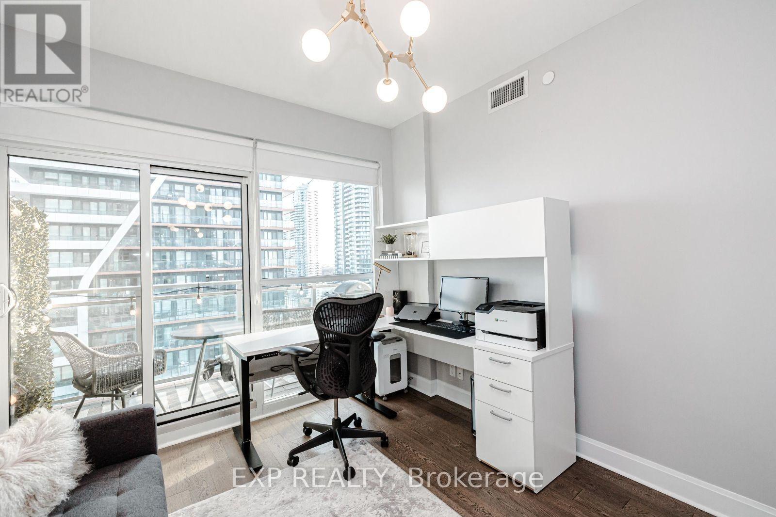 Photo 14 of 1503 33 Shore Breeze Drive, Toronto ON