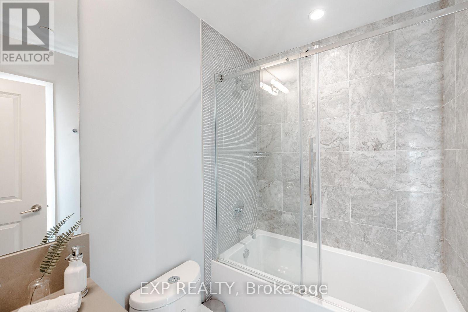 Photo 15 of 1503 33 Shore Breeze Drive, Toronto ON
