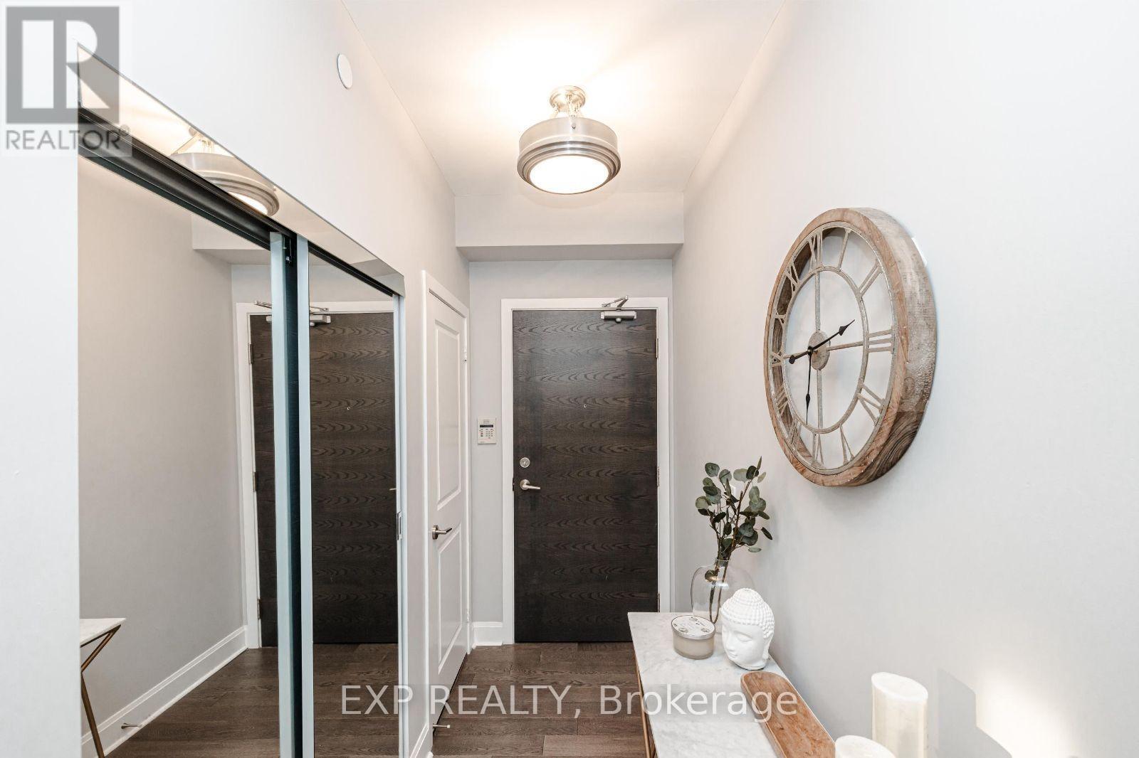 Photo 4 of 1503 33 Shore Breeze Drive, Toronto ON