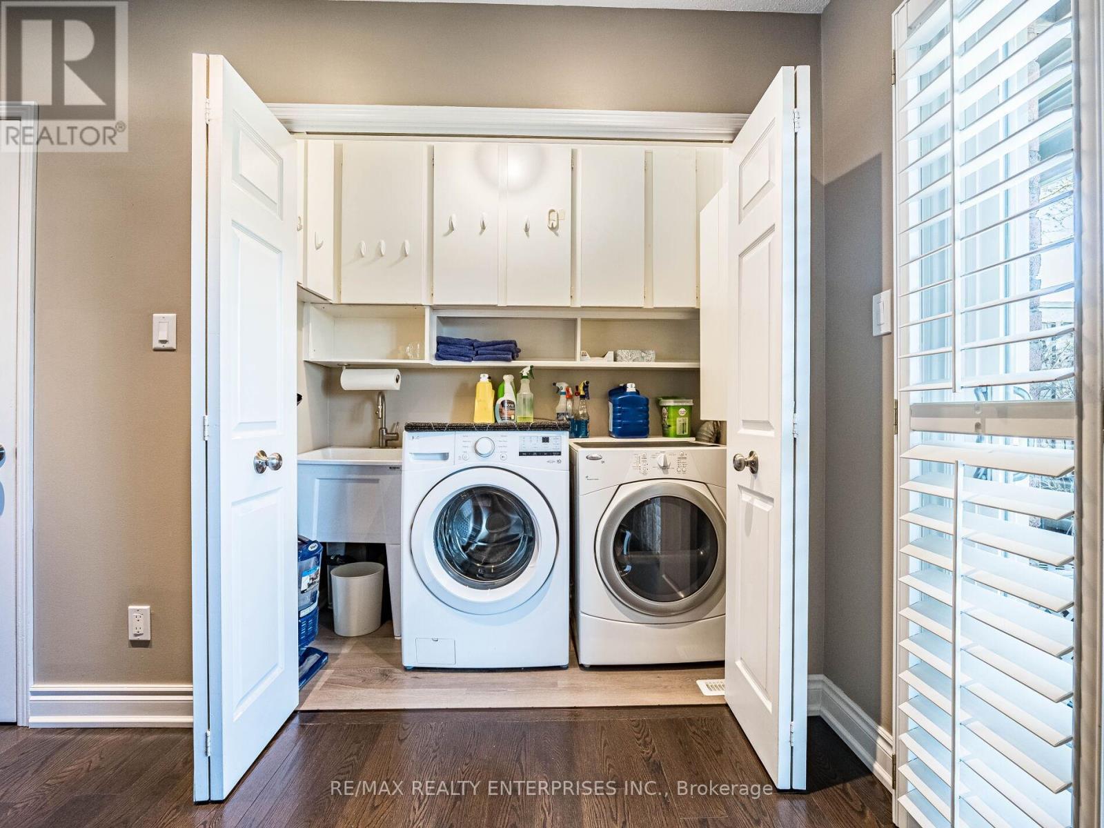 Photo 12 of 7 3140 Fifth Line W, Mississauga ON