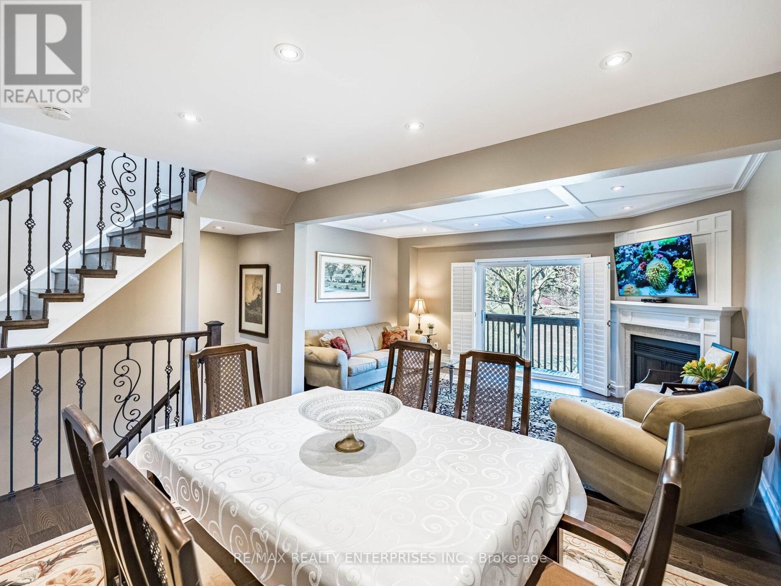Photo 15 of 7 3140 Fifth Line W, Mississauga ON