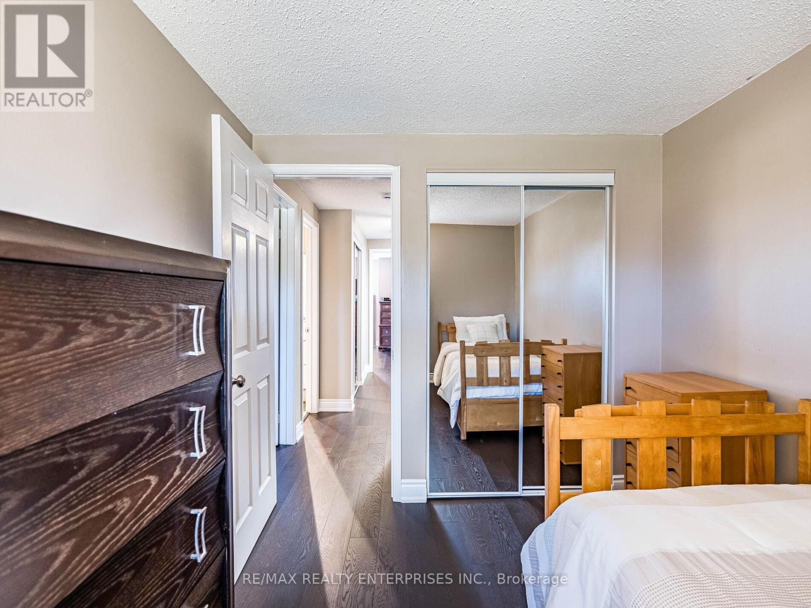 Photo 36 of 7 3140 Fifth Line W, Mississauga ON