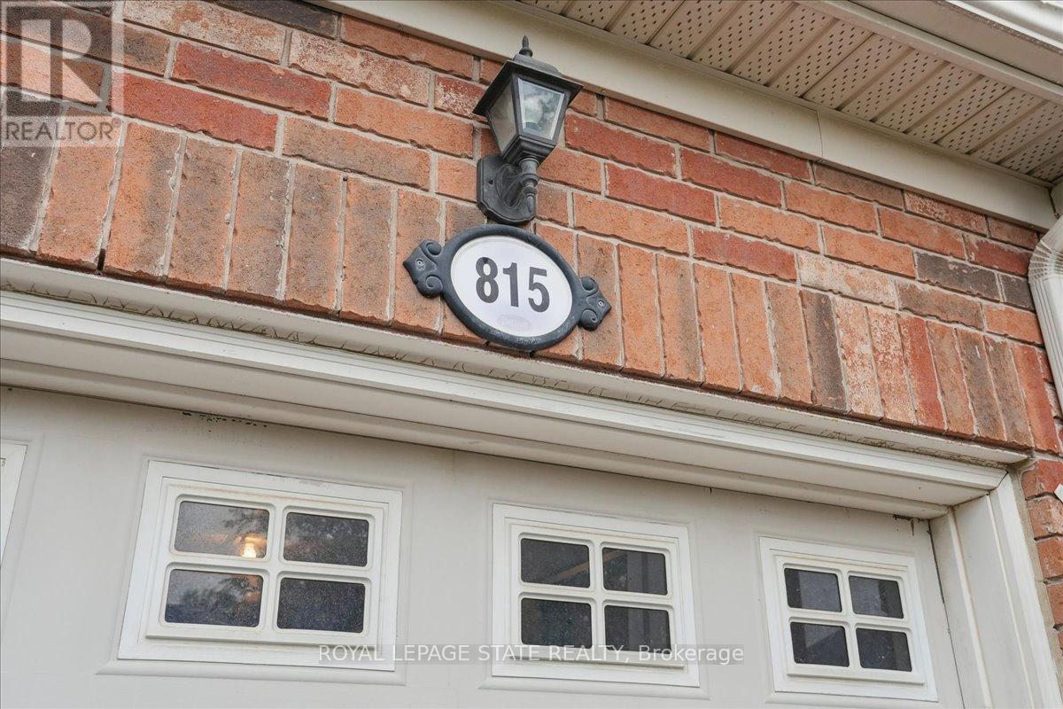 Photo 10 of 815 Stark Circle, Milton ON
