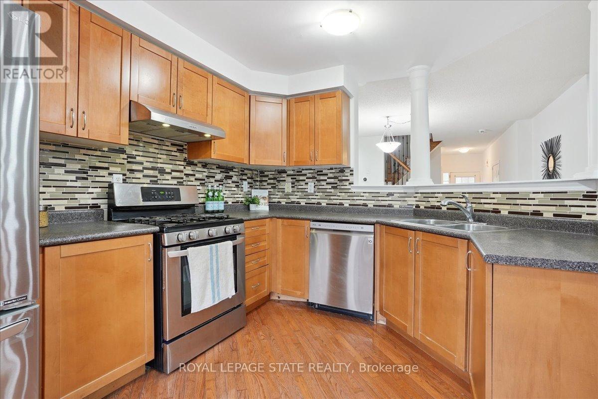 Photo 20 of 815 Stark Circle, Milton ON