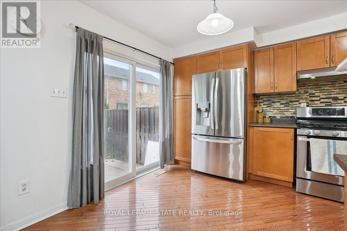 Photo 22 of 815 Stark Circle, Milton ON