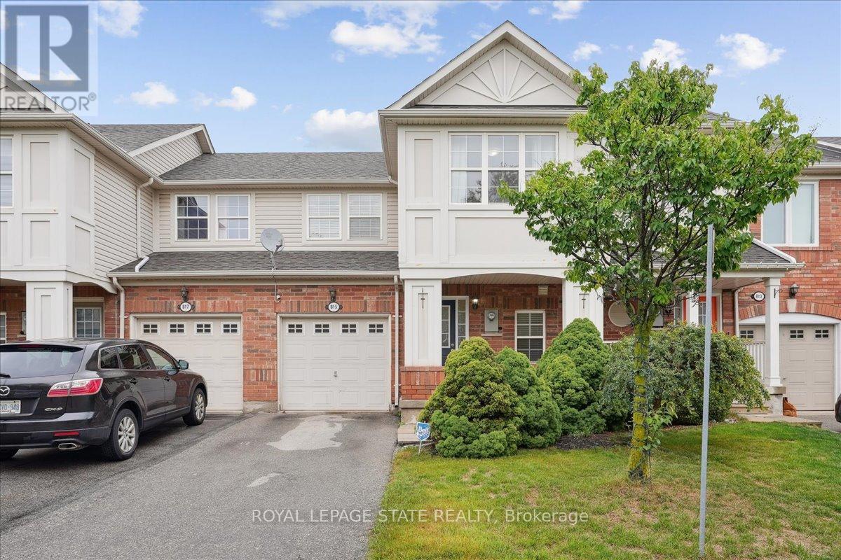 Photo 8 of 815 Stark Circle, Milton ON