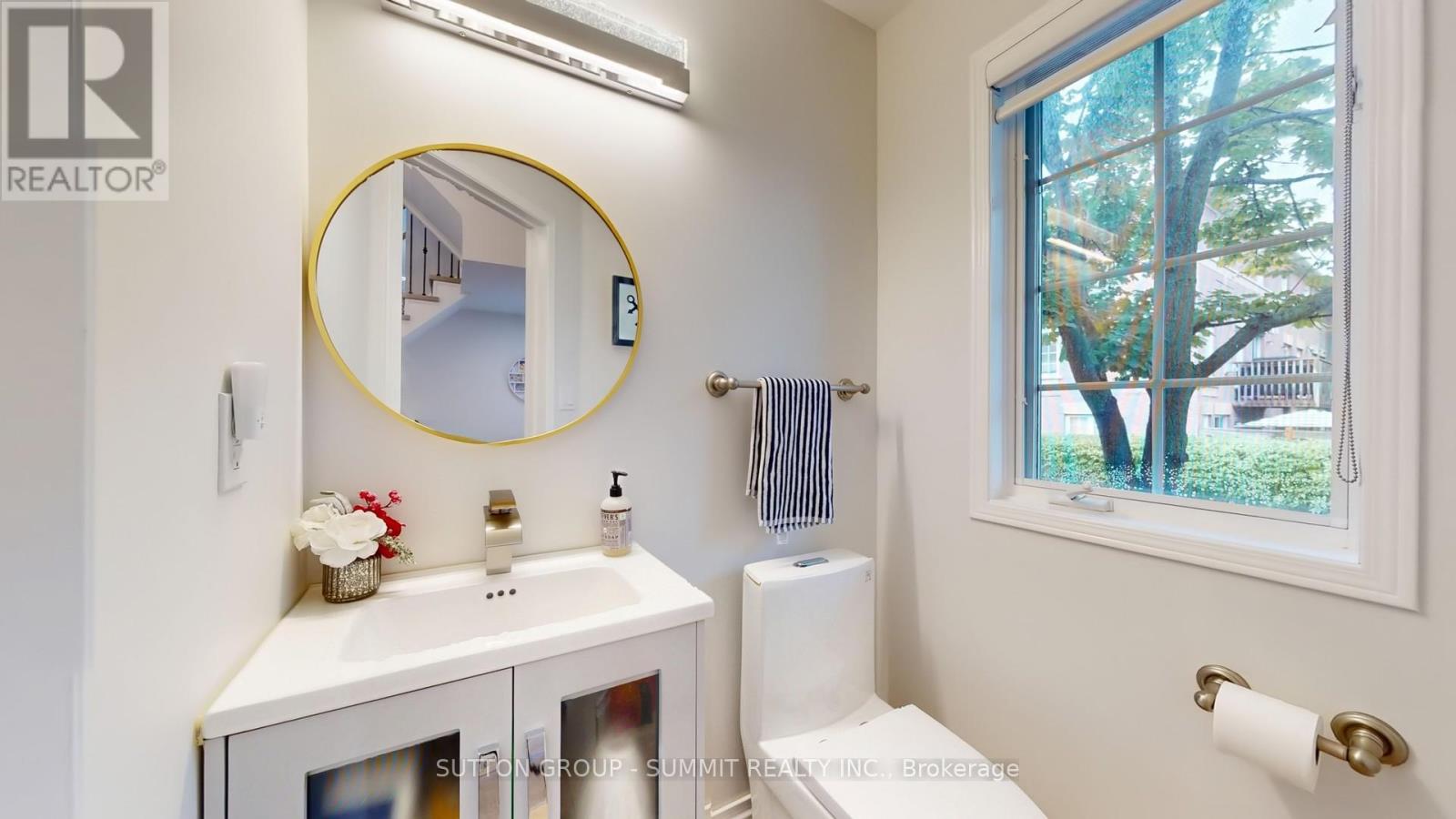 Photo 19 of 12 5535 Glen Erin Drive, Mississauga ON