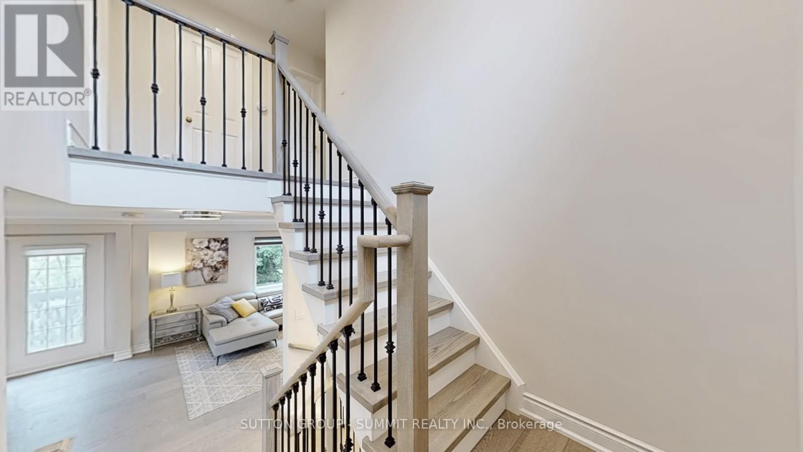 Photo 22 of 12 5535 Glen Erin Drive, Mississauga ON