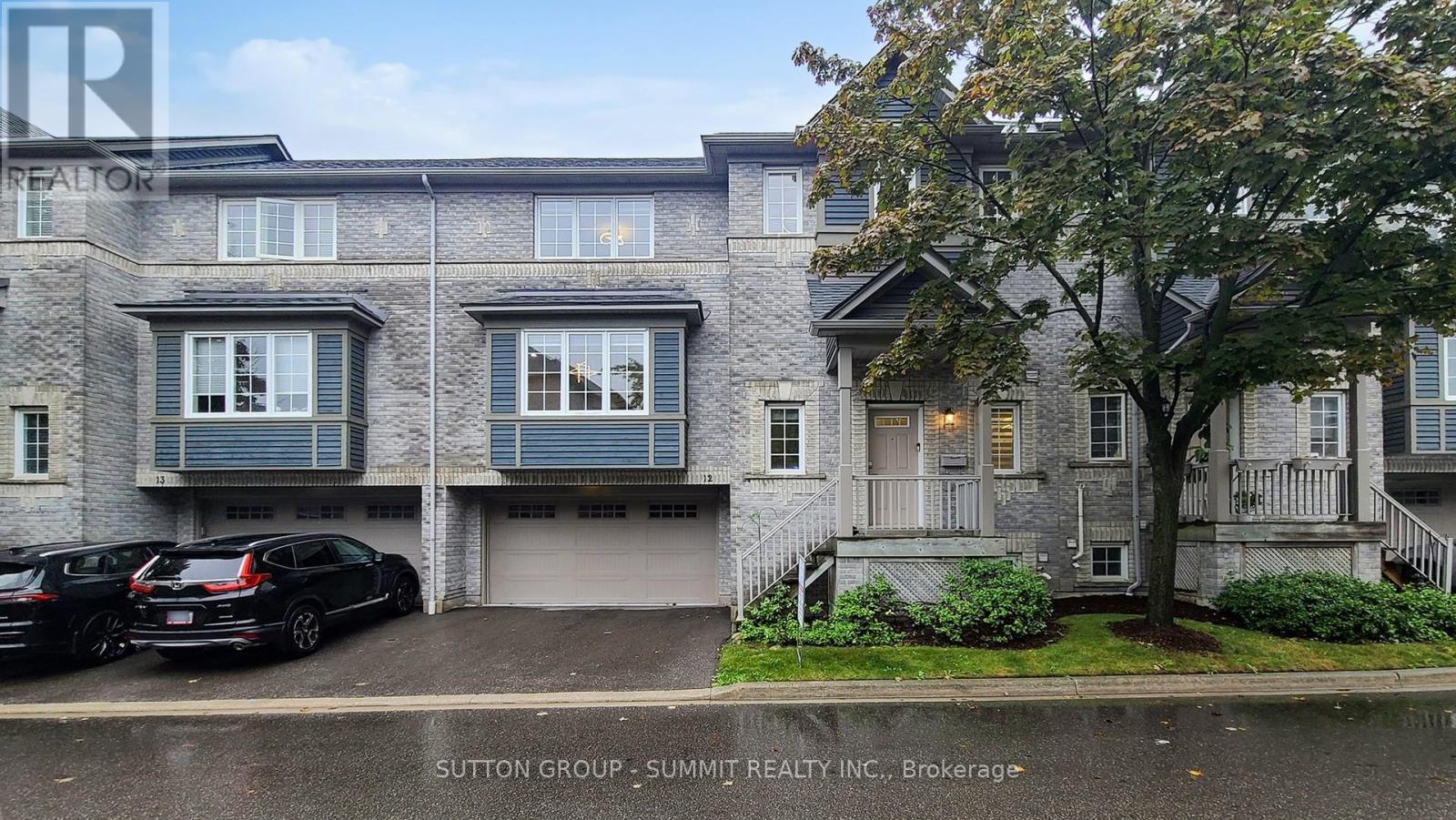 Photo 3 of 12 5535 Glen Erin Drive, Mississauga ON