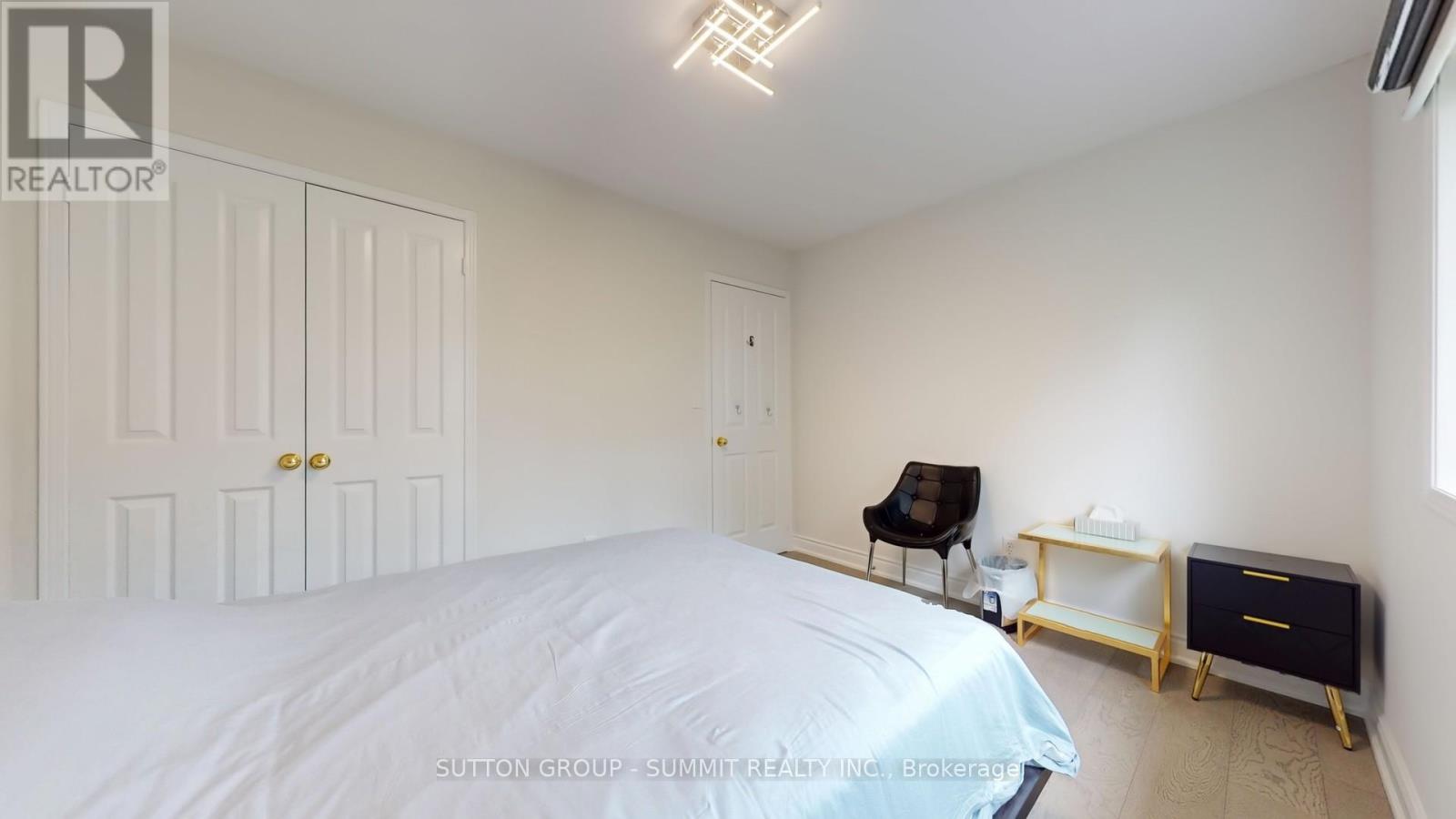 Photo 31 of 12 5535 Glen Erin Drive, Mississauga ON