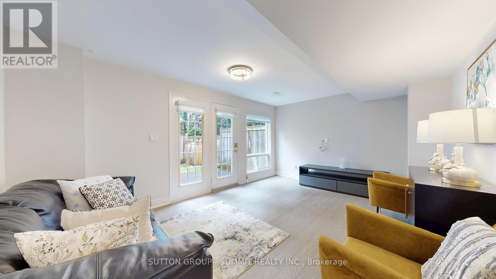 Photo 36 of 12 5535 Glen Erin Drive, Mississauga ON