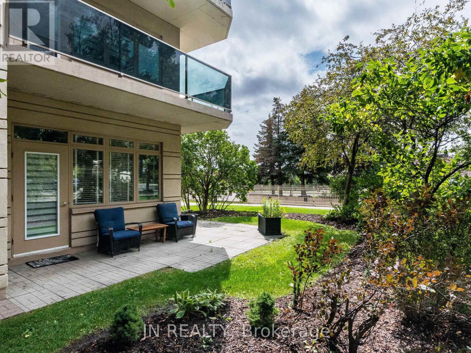 Photo 39 of 109 10 Dayspring Circle, Brampton ON
