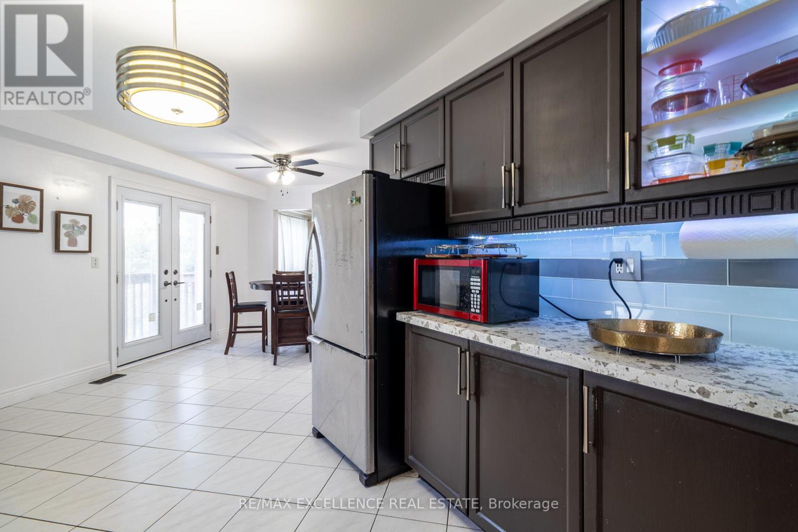 Photo 17 of 40 Monaco Court, Brampton ON