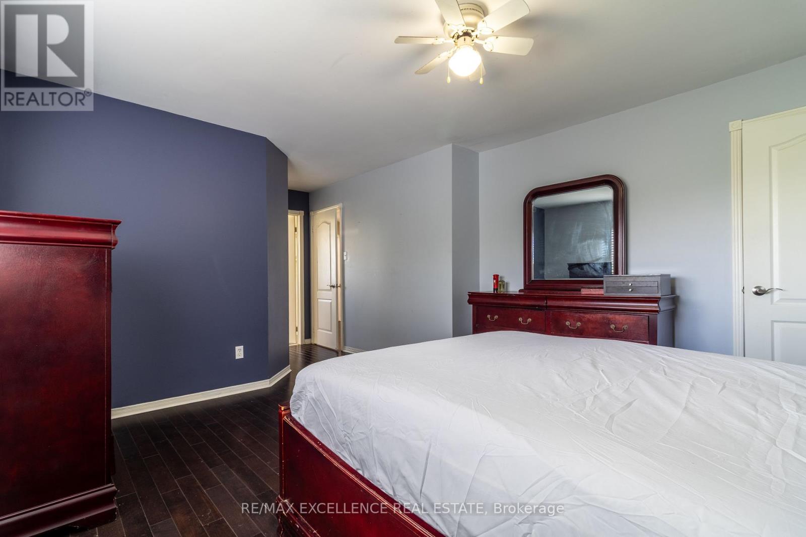 Photo 22 of 40 Monaco Court, Brampton ON