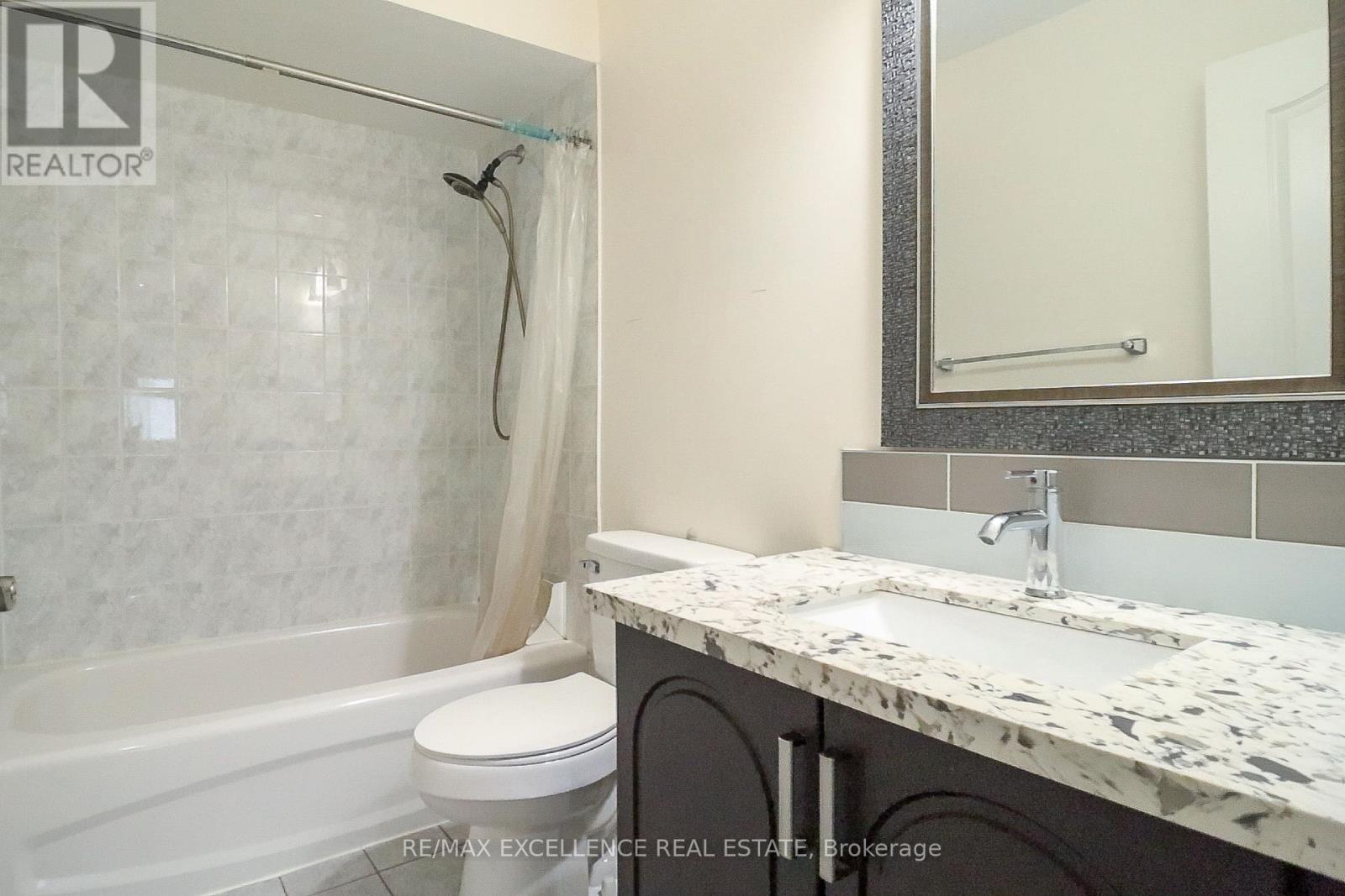 Photo 28 of 40 Monaco Court, Brampton ON