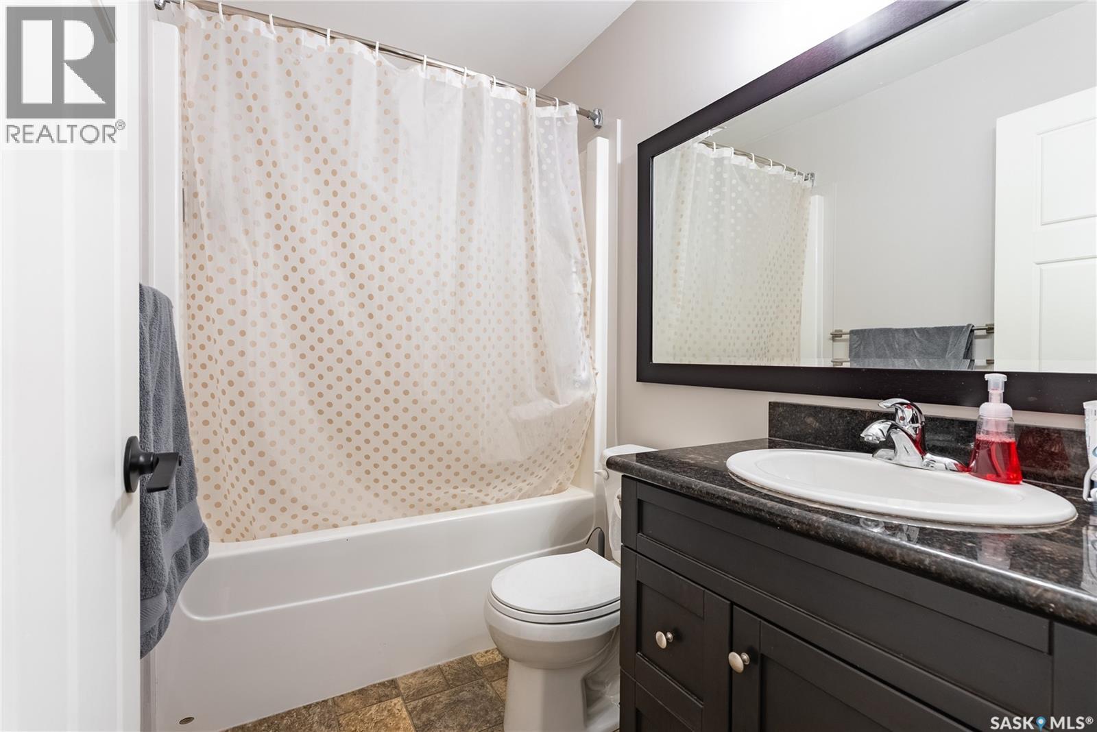 Photo 31 of 343 Willowgrove Lane, Saskatoon SK