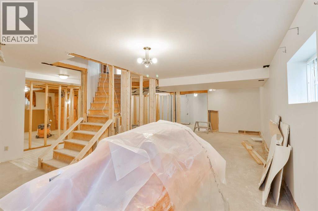 Photo 20 of 43 Signal Hill Mews Sw, Calgary AB