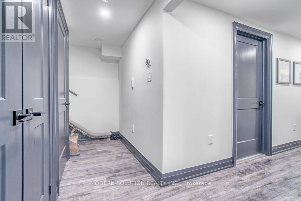 Photo 18 of 82 Shea Crescent, Kitchener ON