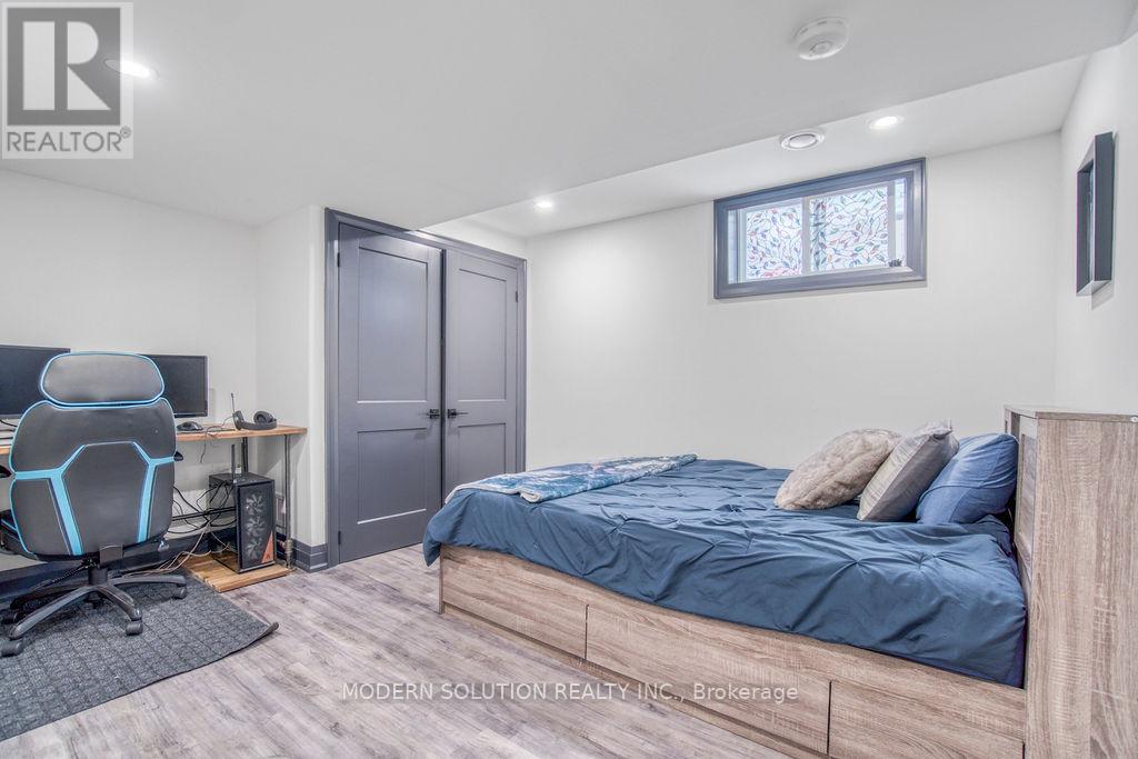 Photo 22 of 82 Shea Crescent, Kitchener ON