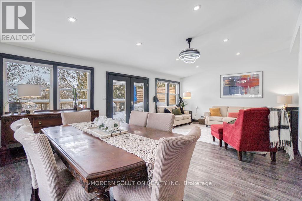 Photo 30 of 82 Shea Crescent, Kitchener ON