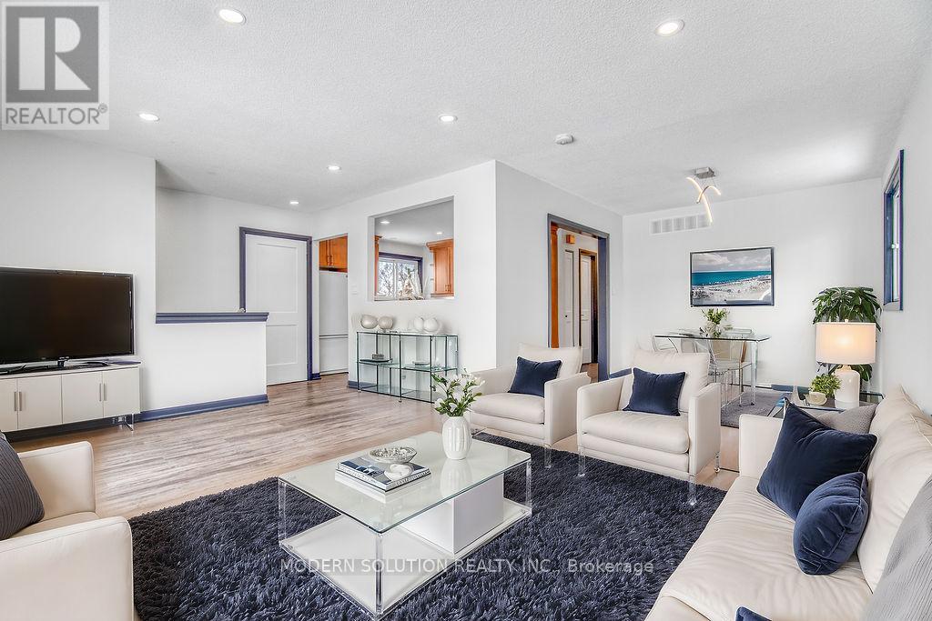 Photo 6 of 82 Shea Crescent, Kitchener ON