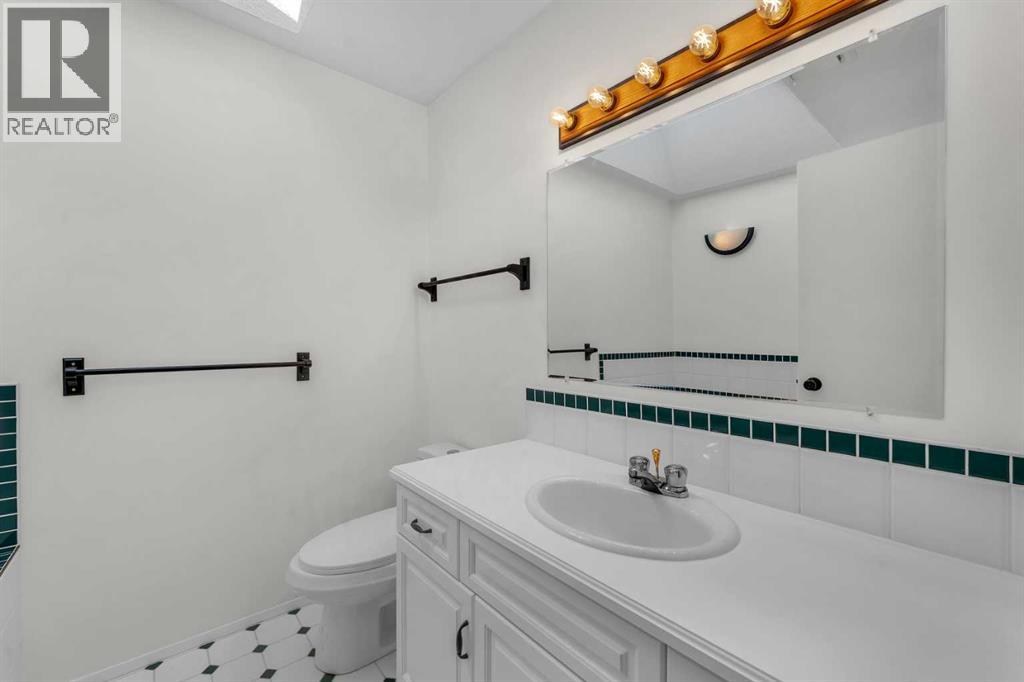 Single Family House for Sale in  Scenic Green NW Scenic Acres Calgary 