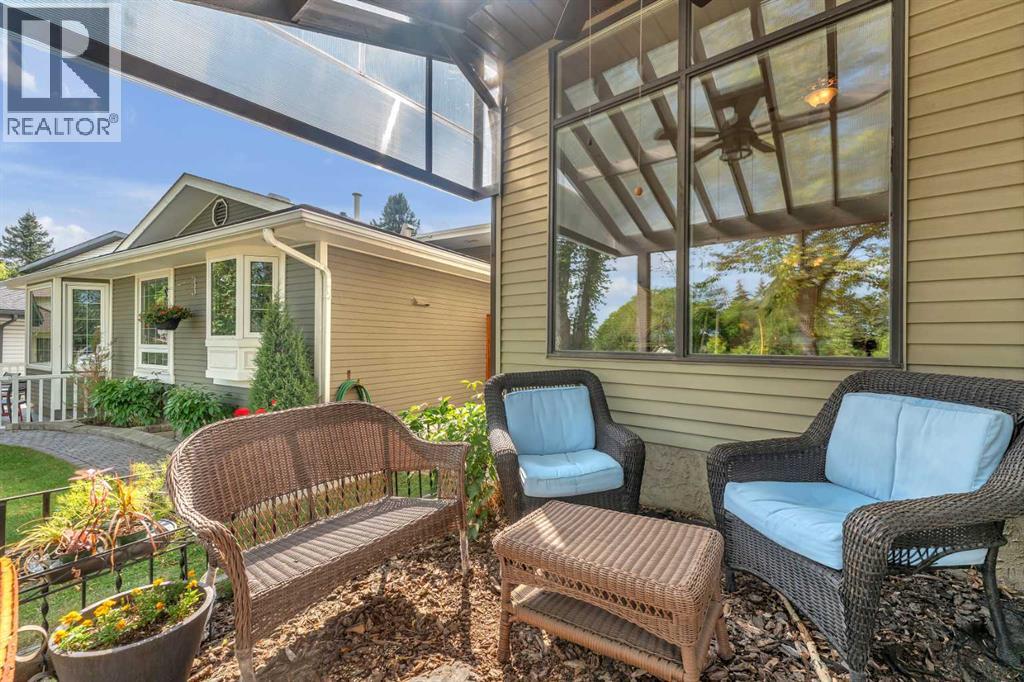 Single Family House for Sale in  Scenic Green NW Scenic Acres Calgary 