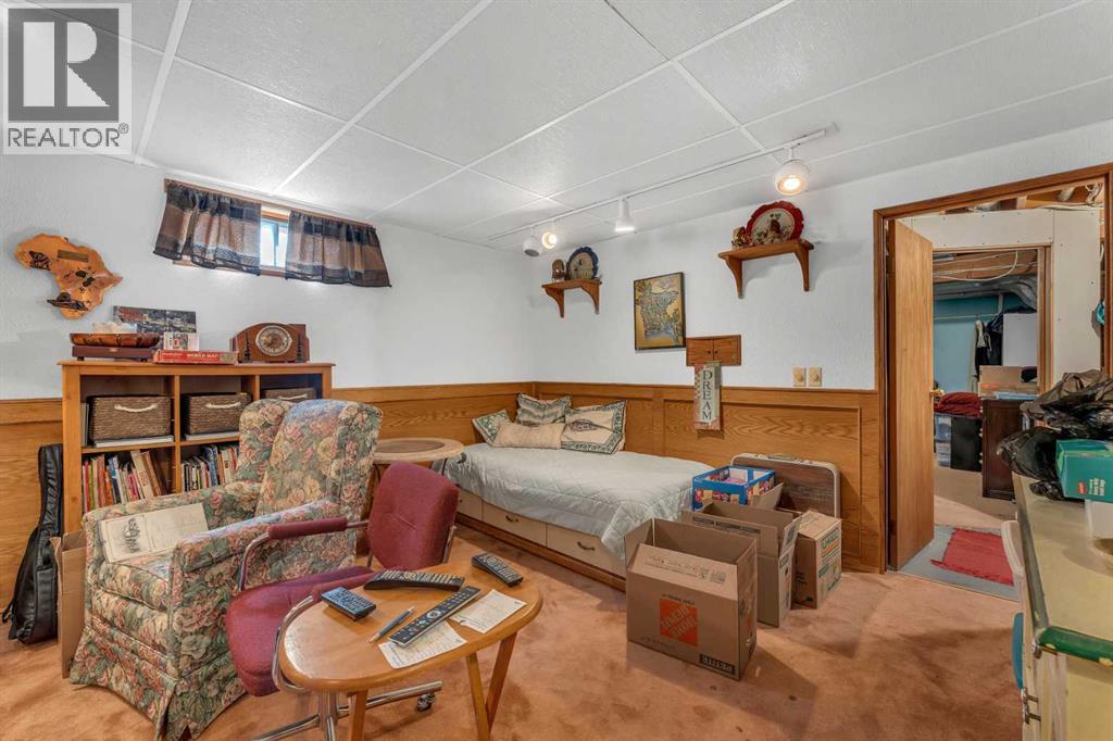 Single Family House for Sale in  Scenic Green NW Scenic Acres Calgary 