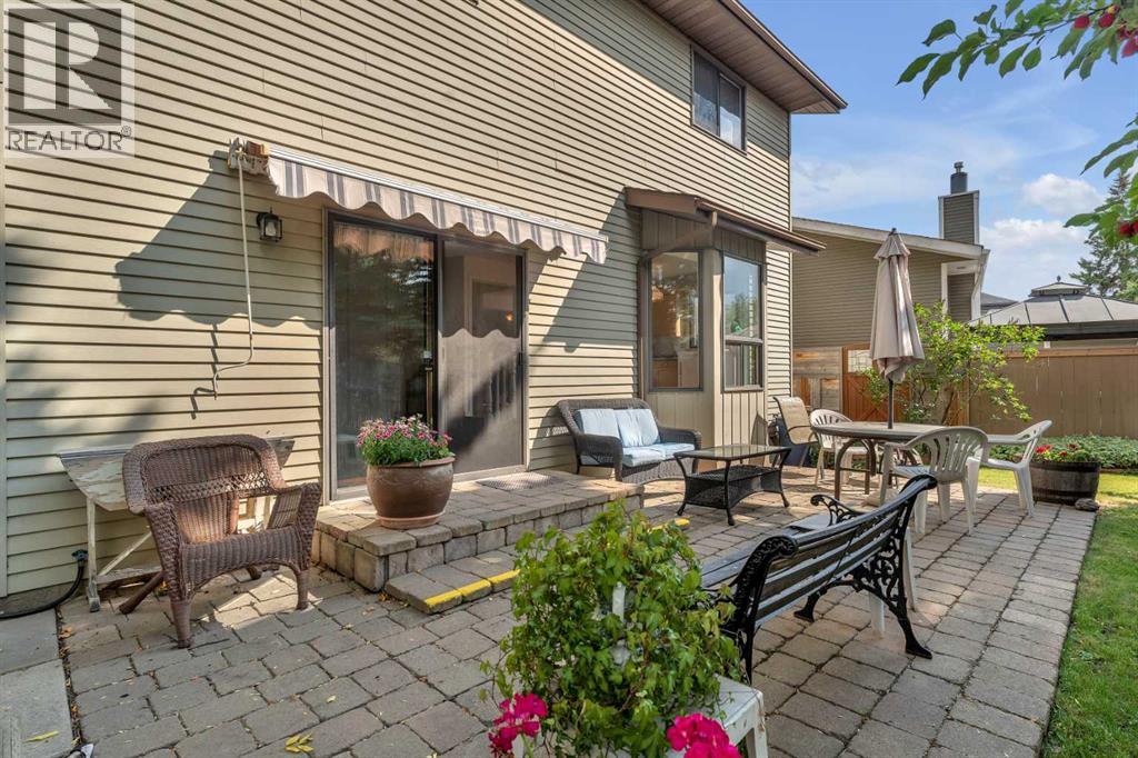 Single Family House for Sale in  Scenic Green NW Scenic Acres Calgary 