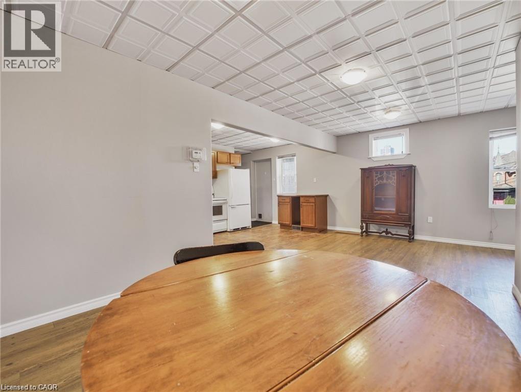 Photo 15 of 14 Victoria Avenue N, Hamilton ON